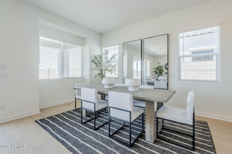 Casual Dining Area