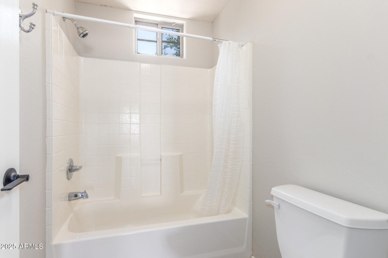 Jack & Jill Bath