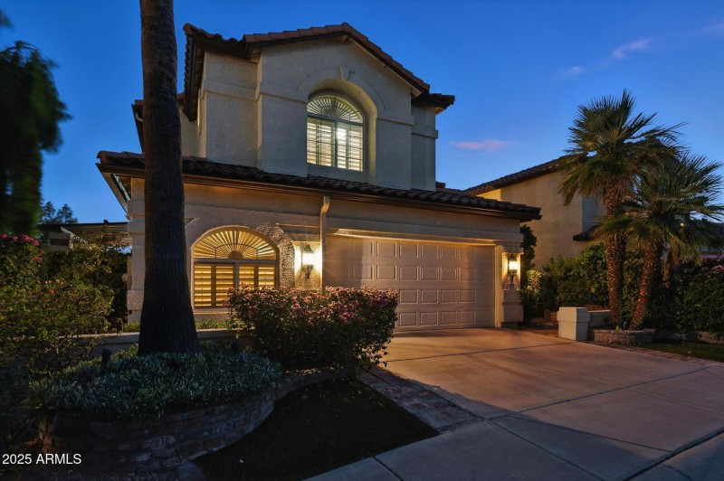 5019 E La Mirada Way