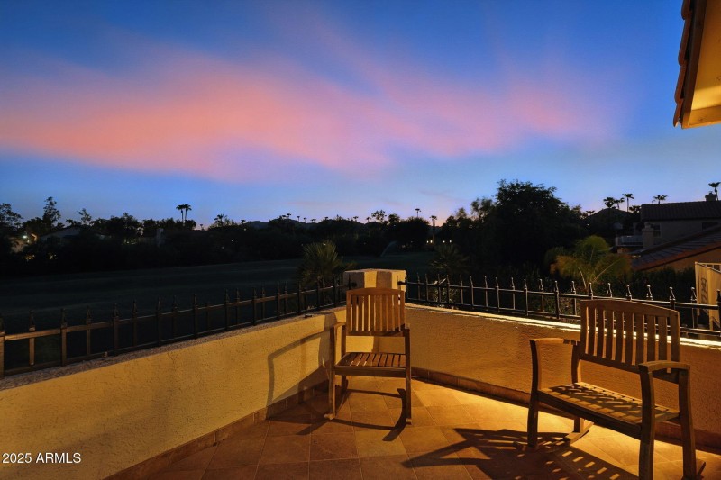5019 E La Mirada Way