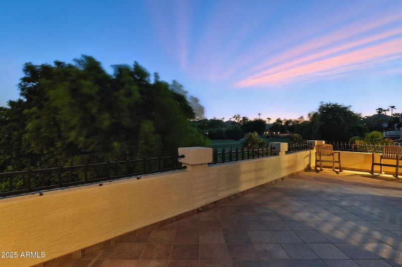 5019 E La Mirada Way