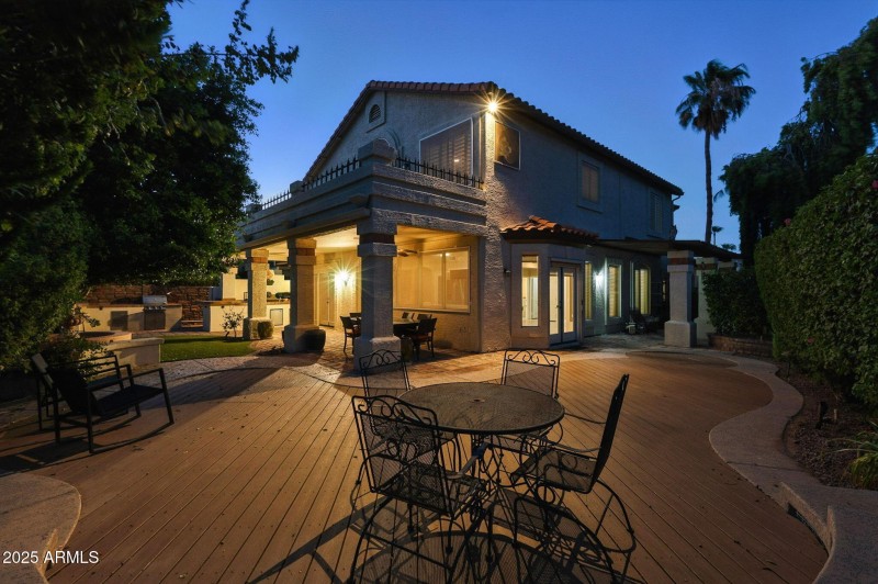 5019 E La Mirada Way