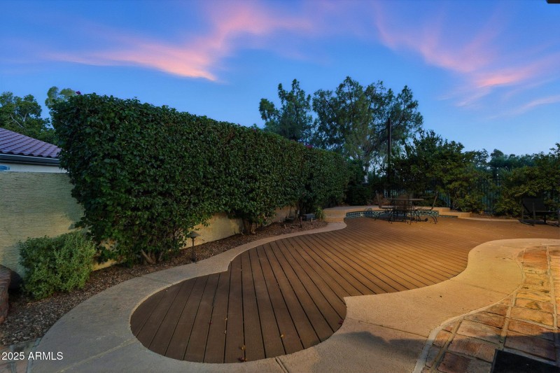 5019 E La Mirada Way