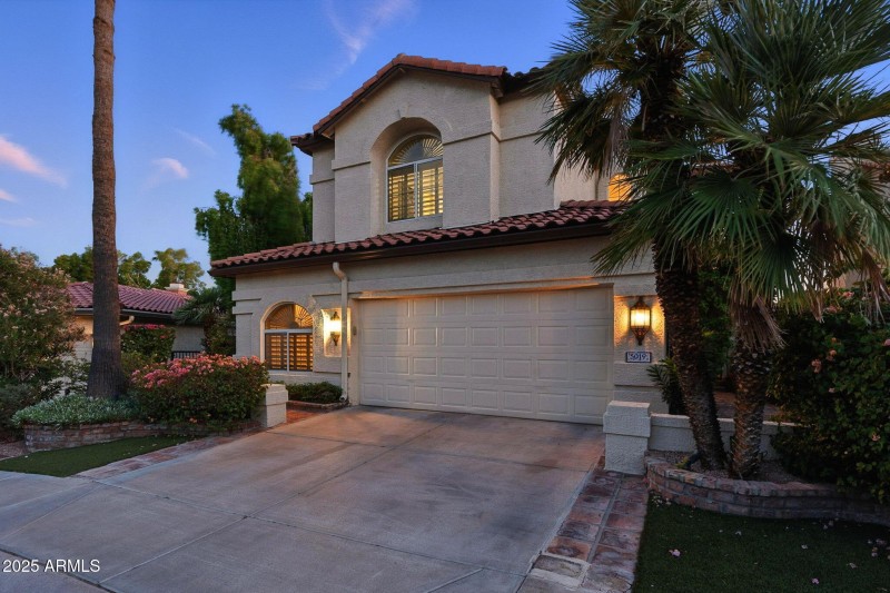 5019 E La Mirada Way