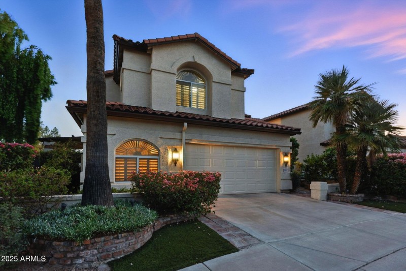 5019 E La Mirada Way