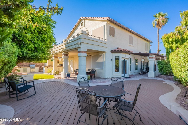 5019 E La Mirada Way