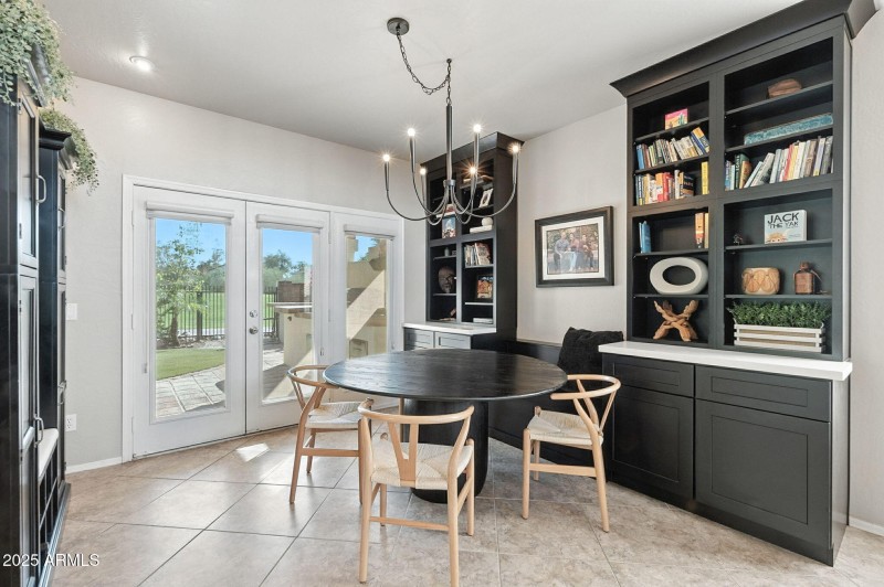 5019 E La Mirada Way