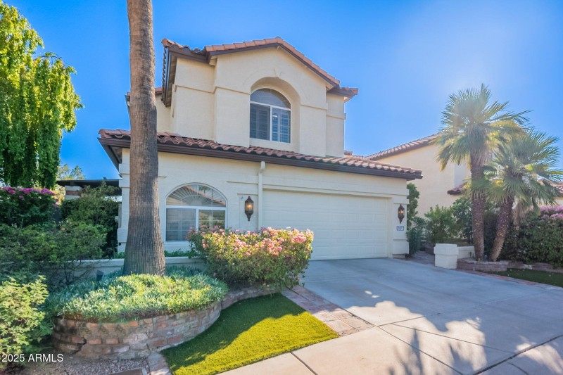 5019 E La Mirada Way
