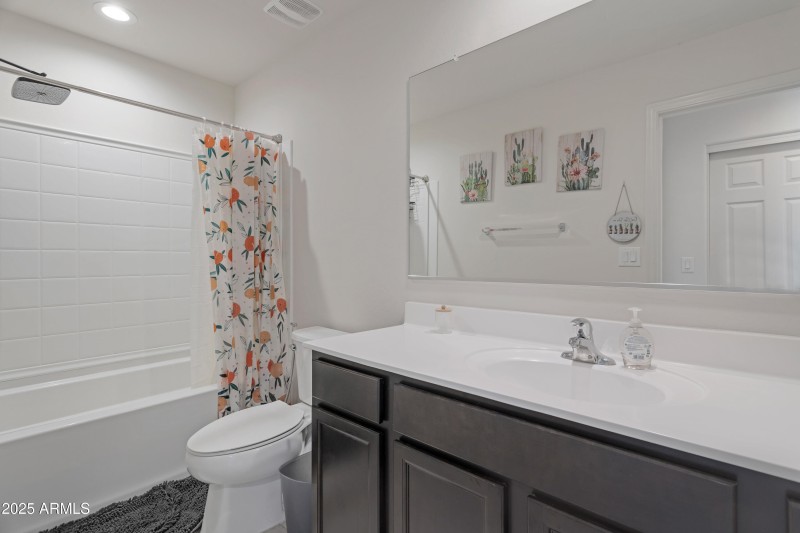 Beautiful 3B/2.5B Home