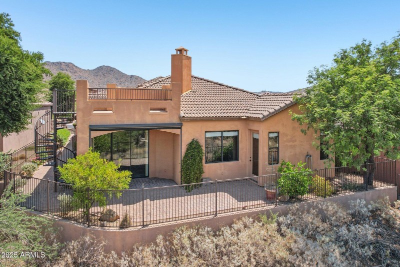 63-web-or-mls-N 134th St-S1208-063