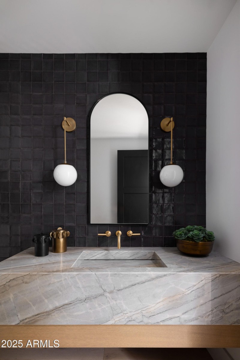 Powder Bath