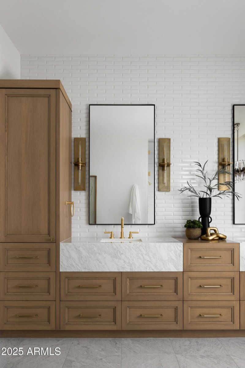 Vanity