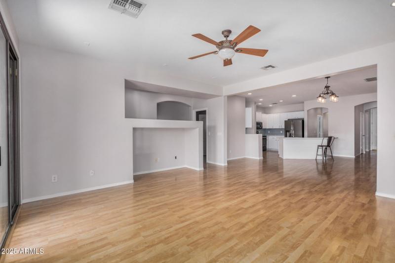 15 - Desert Honeysuckle