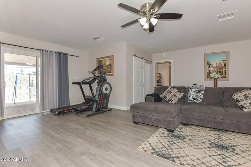 Family Room4