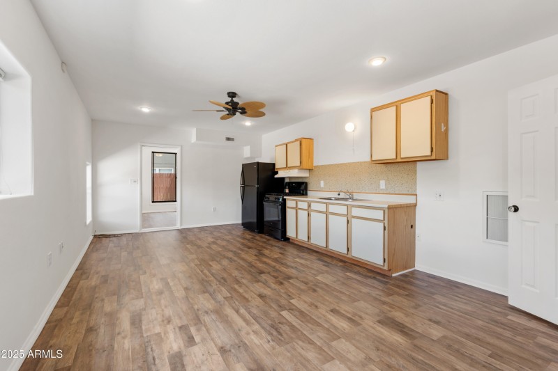 32-Kitchen & Dining Area