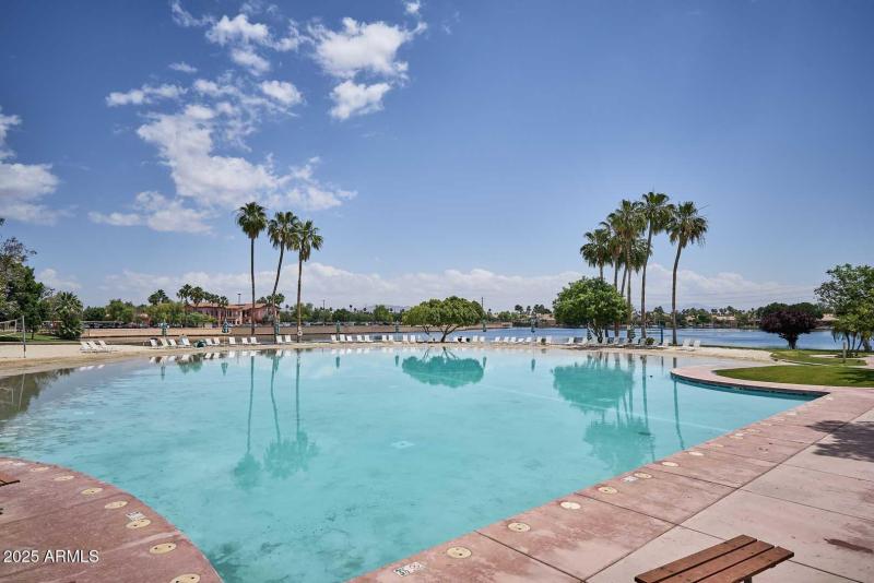 Val Vista Lakes-Beach Pool
