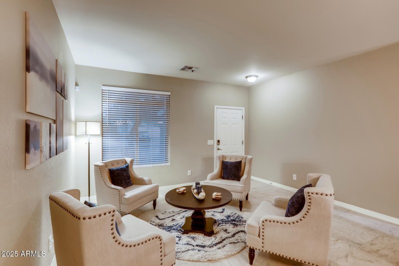 12379 West Sells Dr Avondale-large-004-0