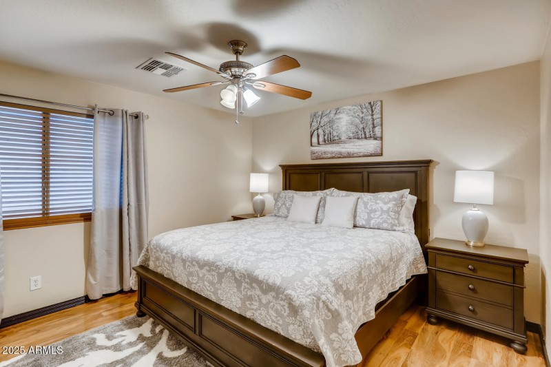 12379 West Sells Dr Avondale-large-019-0