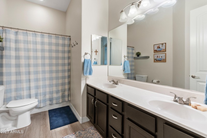 17-Bathroom