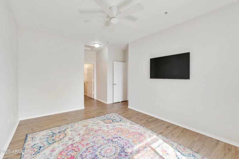 2155 N-020-007-dlb-MLS_Size