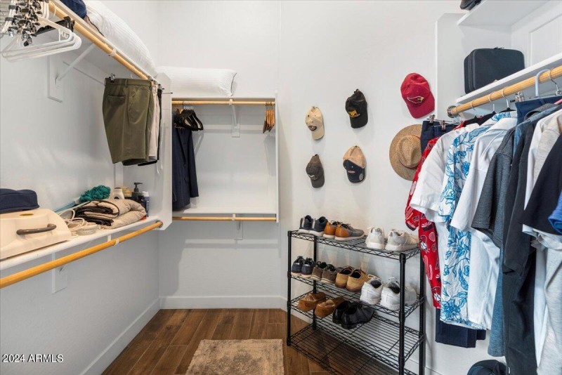 Master Closet 2