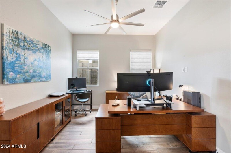 Office / Den