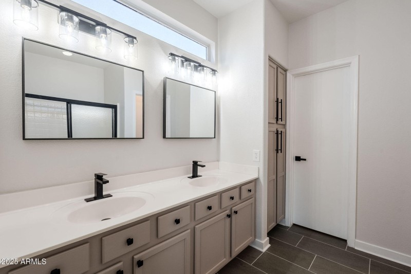 28-web-or-mls-Dovestar-28