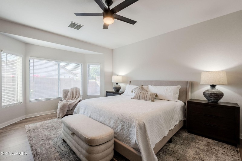 33-web-or-mls-Dovestar-33