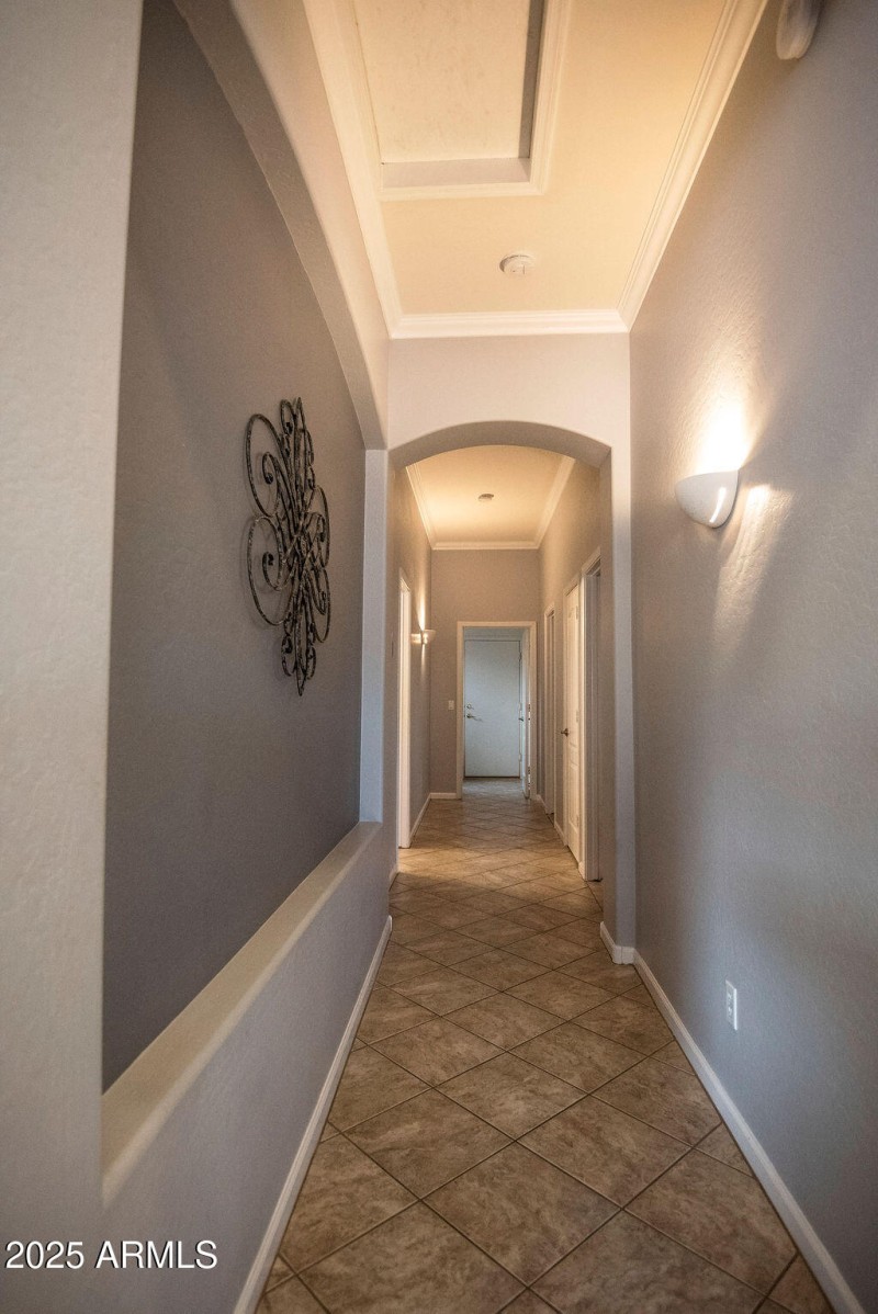 22_hallway_sparerooms