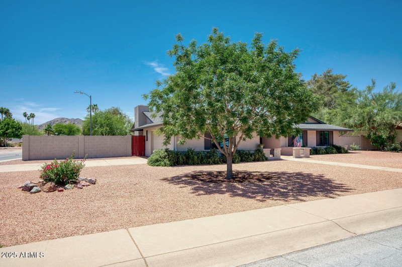 Large Lot - Shangri La