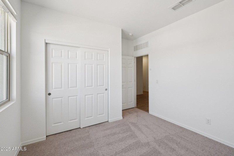 16-web-or-mls-W Old Timer Rd-S1008-016