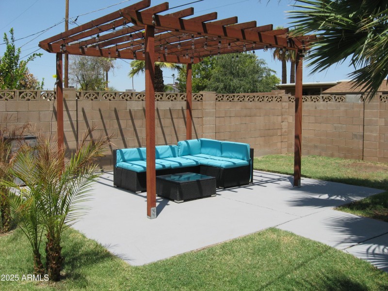 PERGOLA