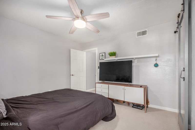 3434 N 11th Street 5