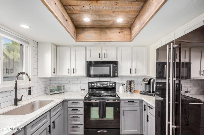 3434 N 11th Street 5