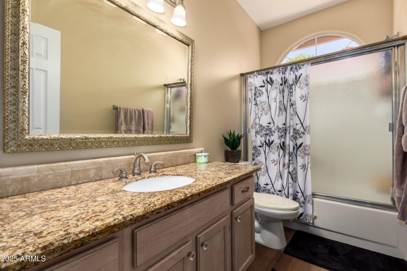 6884b5_26 - Raftriver