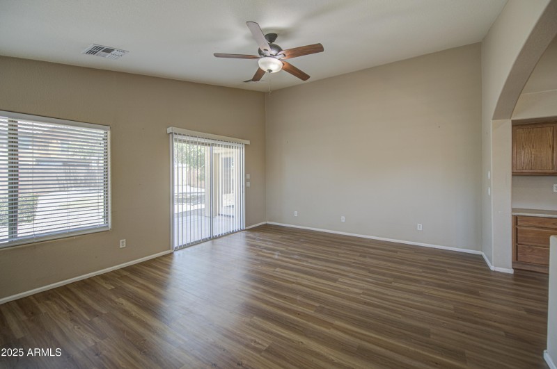 Family Room 4