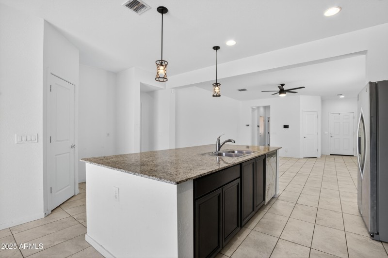 Kitchen 4