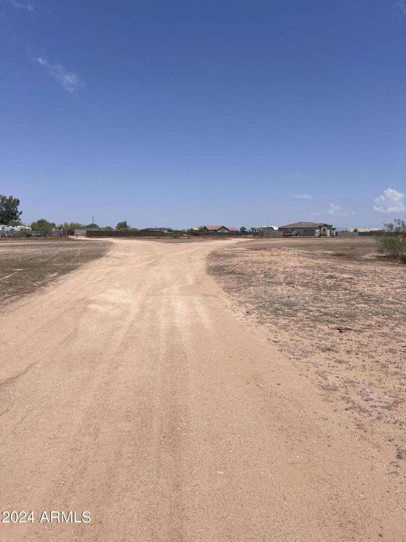 24400 W Peakview Rd. Wittmann, AZ 85361