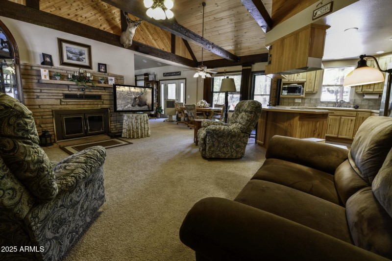 C living area (4)