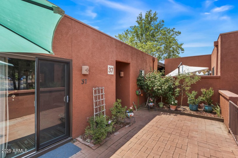 165VerdeValleySchoolRd-7690[1]