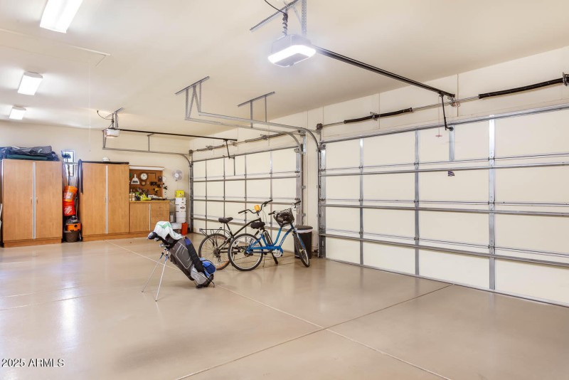 2778-E-Locust-Dr-MLS-41