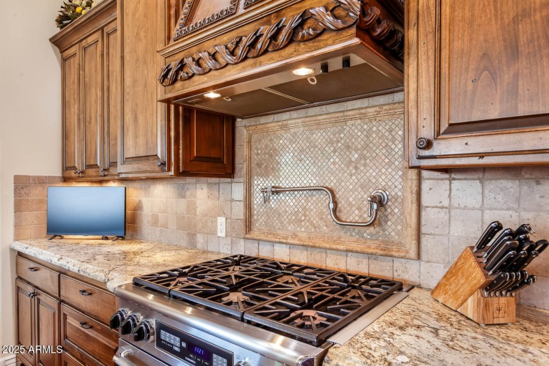 2778-E-Locust-Dr-MLS-59