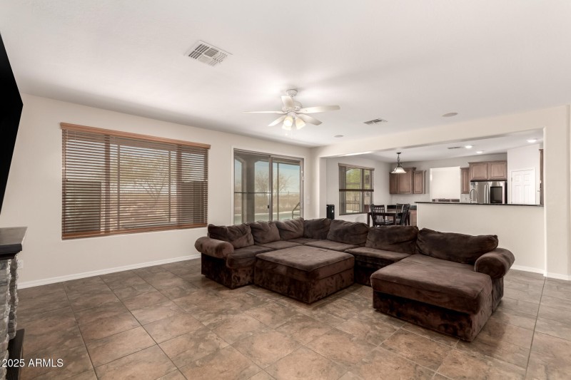 12 - Spyglass 3211