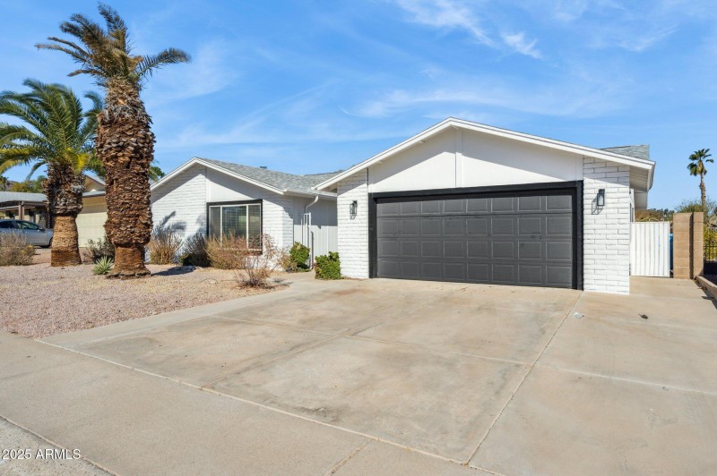 3-web-or-mls-4242-e-sacaton-st