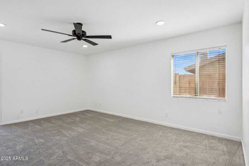 15-web-or-mls-4242-e-sacaton-st