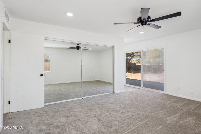 16-web-or-mls-4242-e-sacaton-st