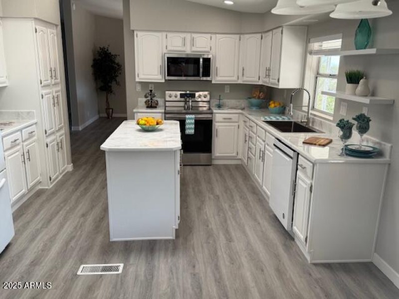Kitchen 2