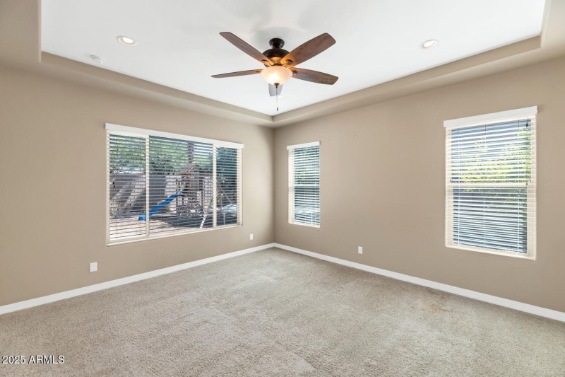 10718 E Lumiere Ave-large-018-041-10718