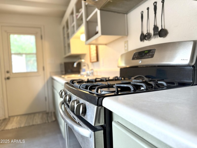 Kitchen 1