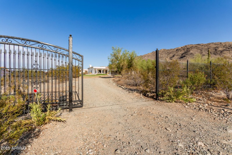 Iron Entry Gate 2